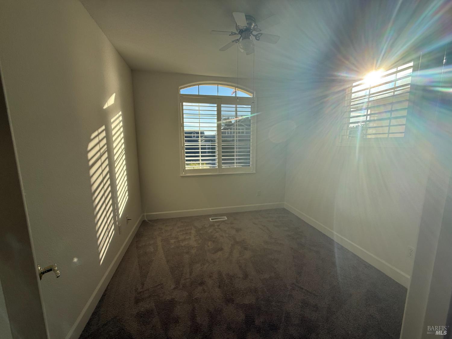 Detail Gallery Image 30 of 38 For 316 Acadia Dr, Petaluma,  CA 94954 - 4 Beds | 2/1 Baths