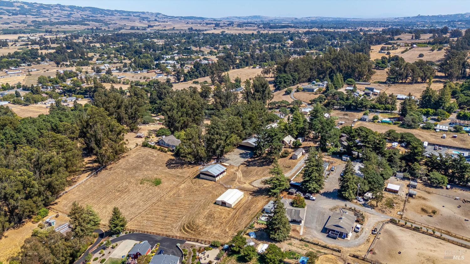 Detail Gallery Image 3 of 87 For 411 Highland Ave, Penngrove,  CA 94951 - – Beds | – Baths