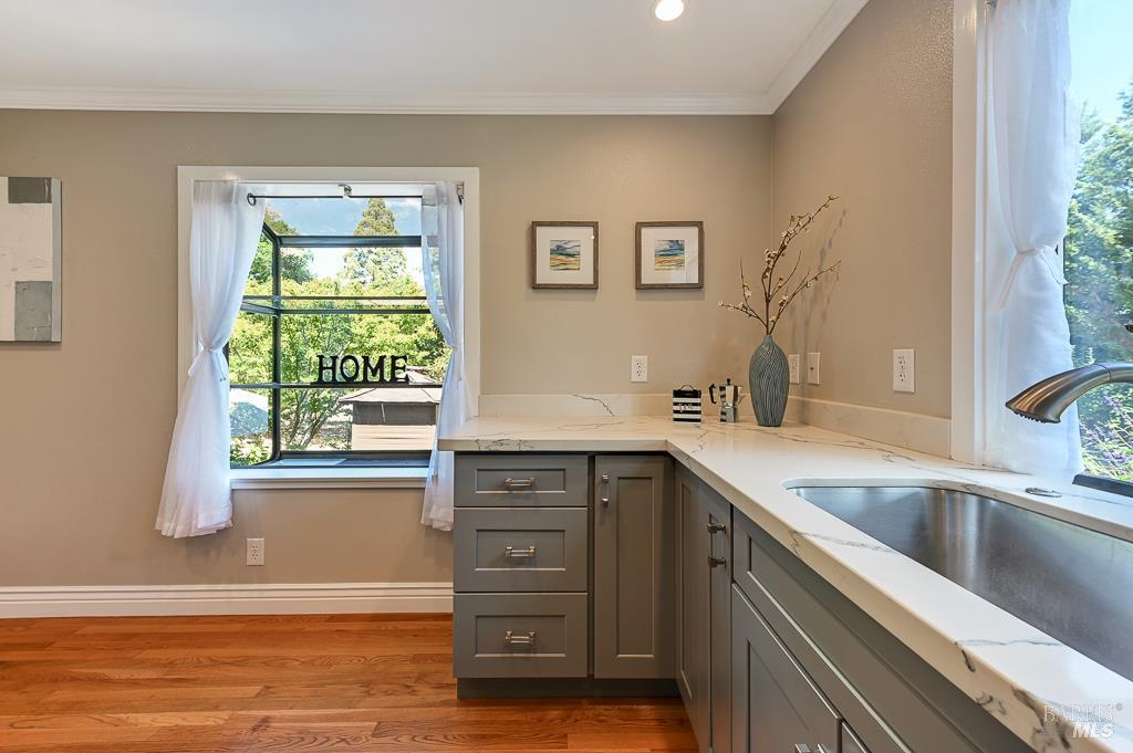 Detail Gallery Image 22 of 43 For 712 Bloomfield Rd, Sebastopol,  CA 95472 - 3 Beds | 3 Baths