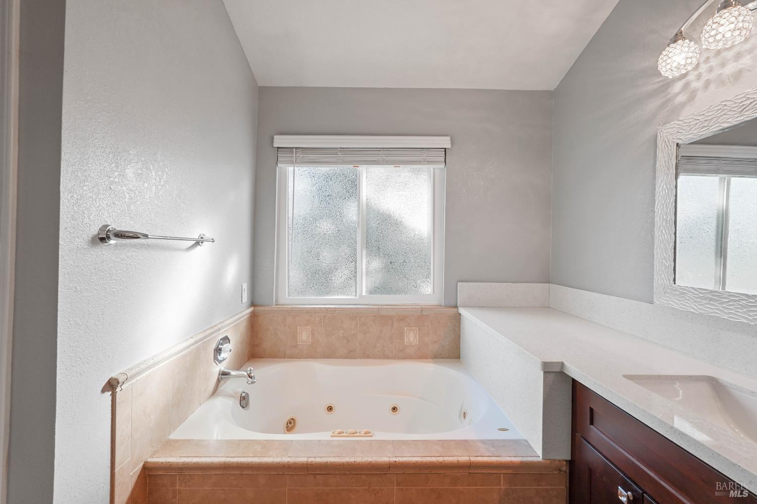 Detail Gallery Image 47 of 59 For 606 Roscommon Pl, Vacaville,  CA 95688 - 3 Beds | 2/1 Baths