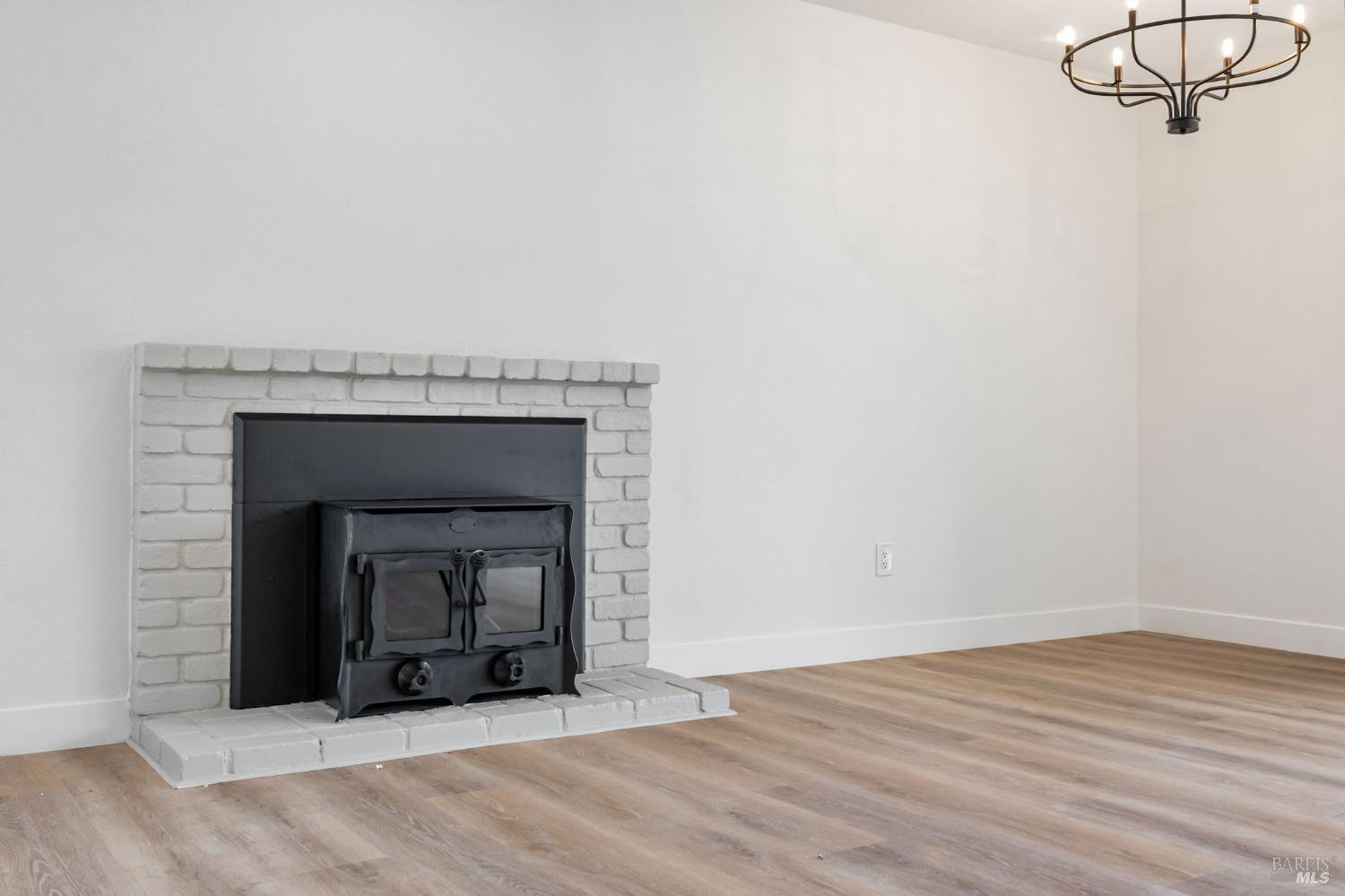 Detail Gallery Image 20 of 55 For 7402 Circle Dr, Rohnert Park,  CA 94928 - 3 Beds | 2 Baths