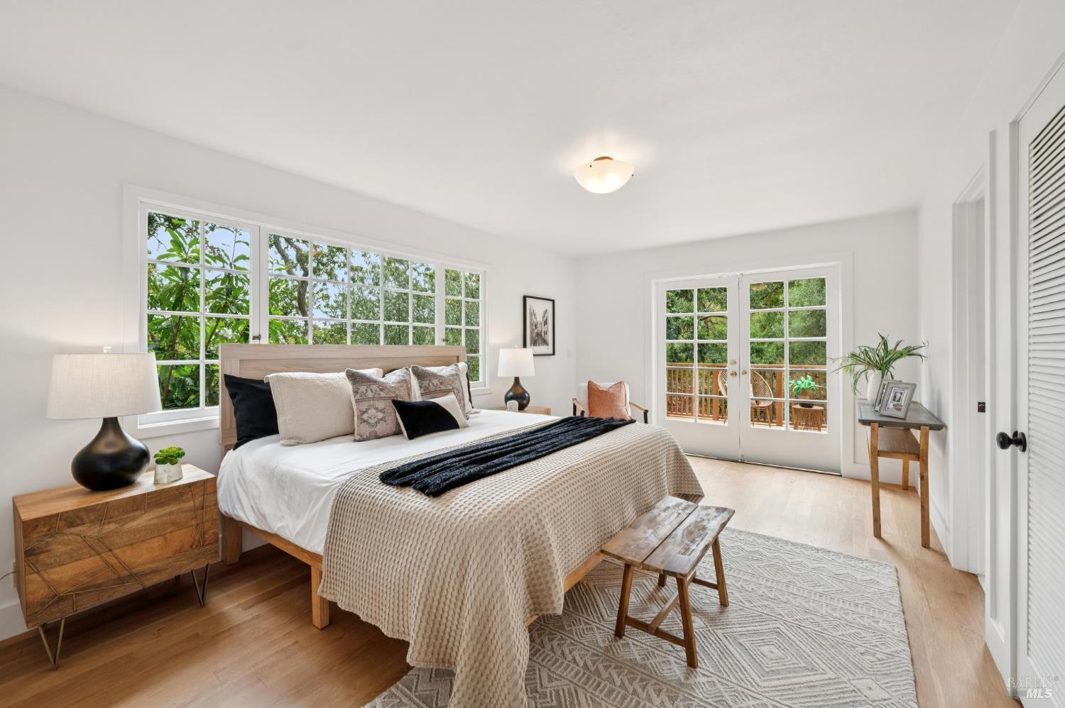 Detail Gallery Image 27 of 78 For 125 Oak Ave, San Anselmo,  CA 94960 - 5 Beds | 2/1 Baths