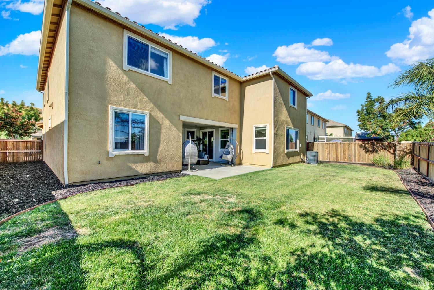 Detail Gallery Image 78 of 82 For 2437 Sanders Ln, Fairfield,  CA 94533 - 5 Beds | 4 Baths