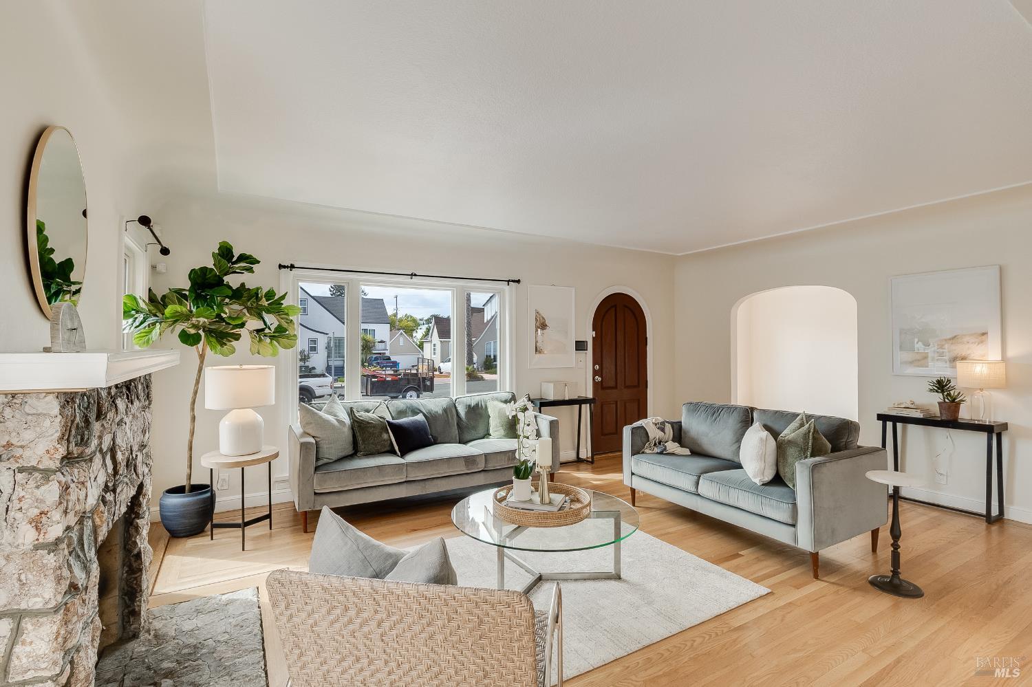 Detail Gallery Image 3 of 55 For 126 Carroll St, Vallejo,  CA 94590 - 4 Beds | 2 Baths