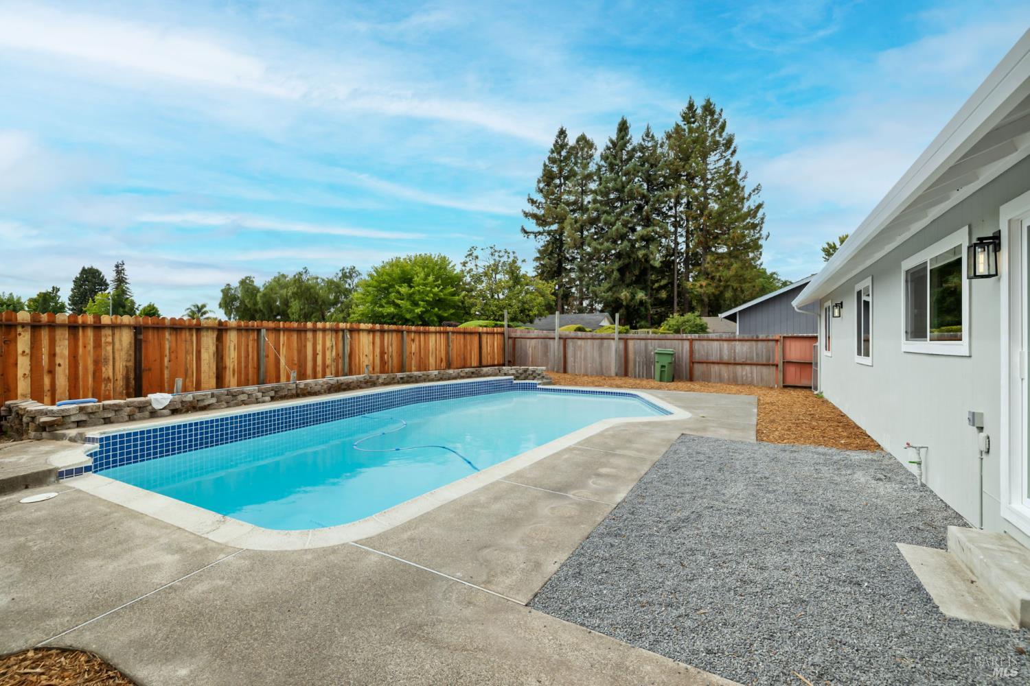 Detail Gallery Image 50 of 55 For 7402 Circle Dr, Rohnert Park,  CA 94928 - 3 Beds | 2 Baths