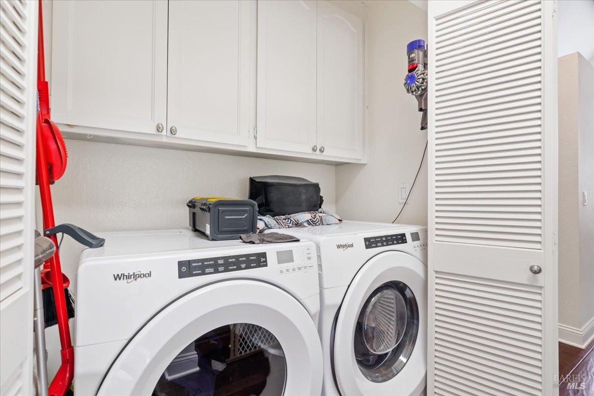 Detail Gallery Image 24 of 30 For 397 E 2nd St, Benicia,  CA 94510 - 3 Beds | 2/1 Baths