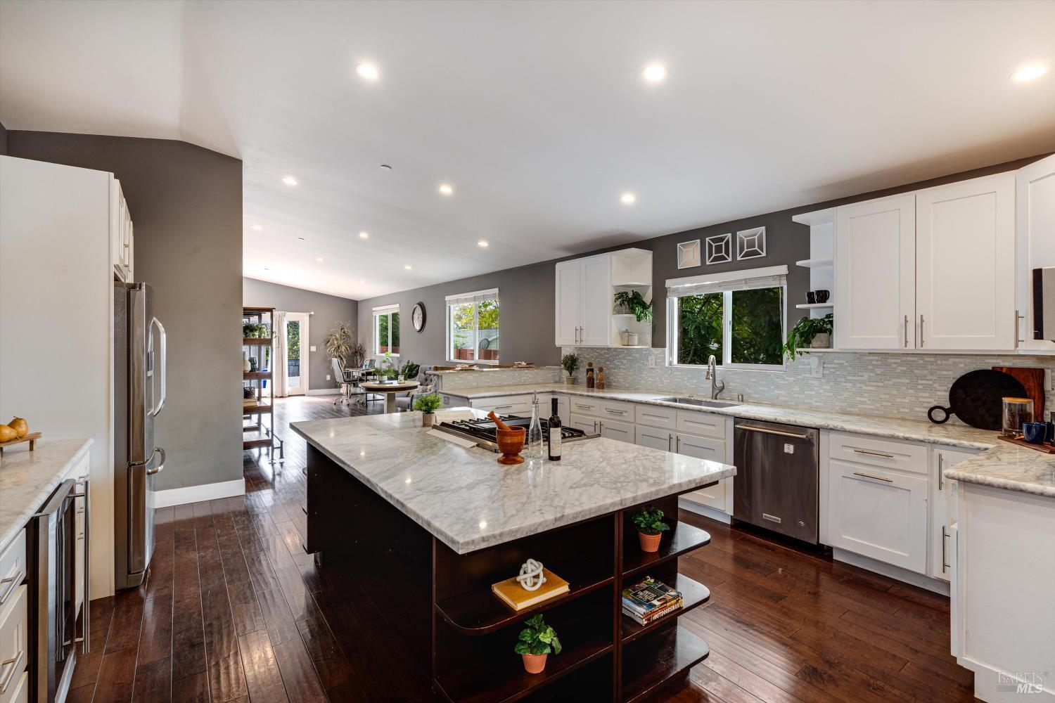 Detail Gallery Image 15 of 56 For 15 Julian Ave, Napa,  CA 94559 - 4 Beds | 2 Baths