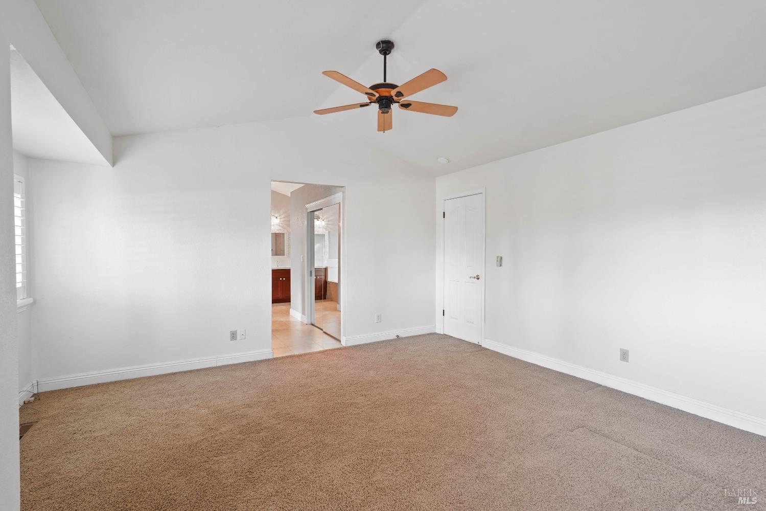 Detail Gallery Image 40 of 59 For 606 Roscommon Pl, Vacaville,  CA 95688 - 3 Beds | 2/1 Baths