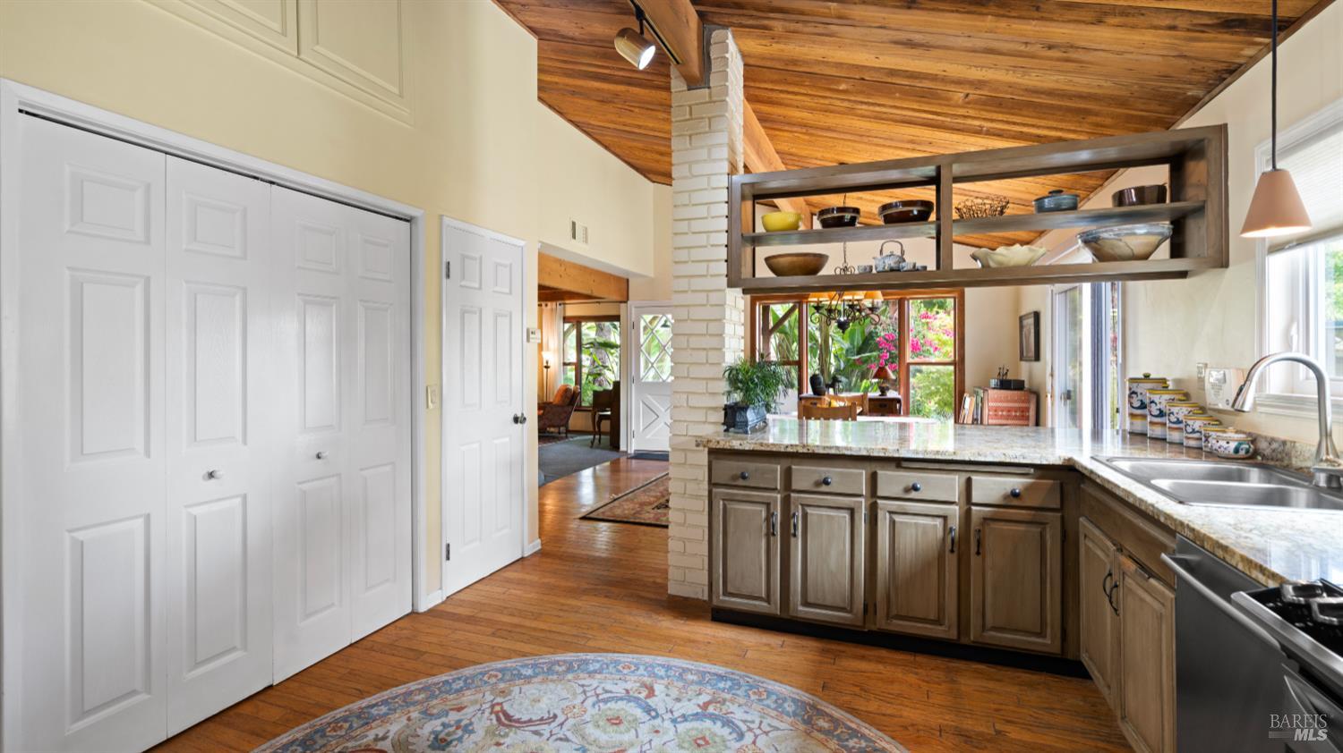 Detail Gallery Image 18 of 61 For 1453 E 4th St, Benicia,  CA 94510 - 4 Beds | 3 Baths