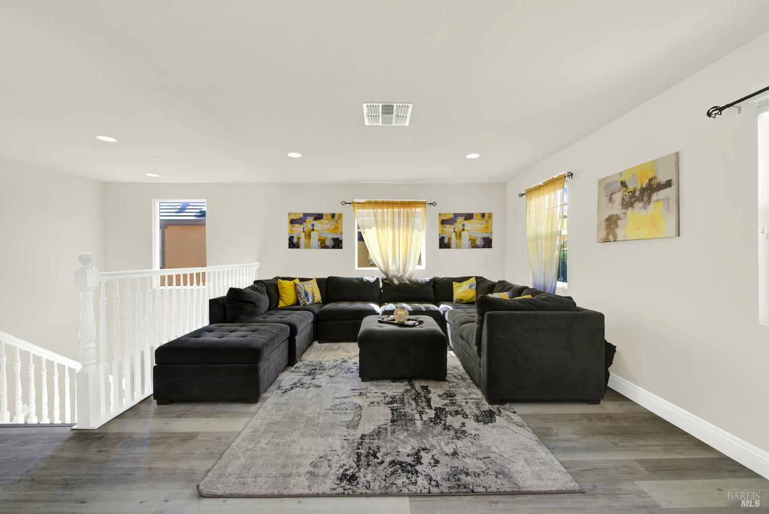 Detail Gallery Image 42 of 82 For 2437 Sanders Ln, Fairfield,  CA 94533 - 5 Beds | 4 Baths