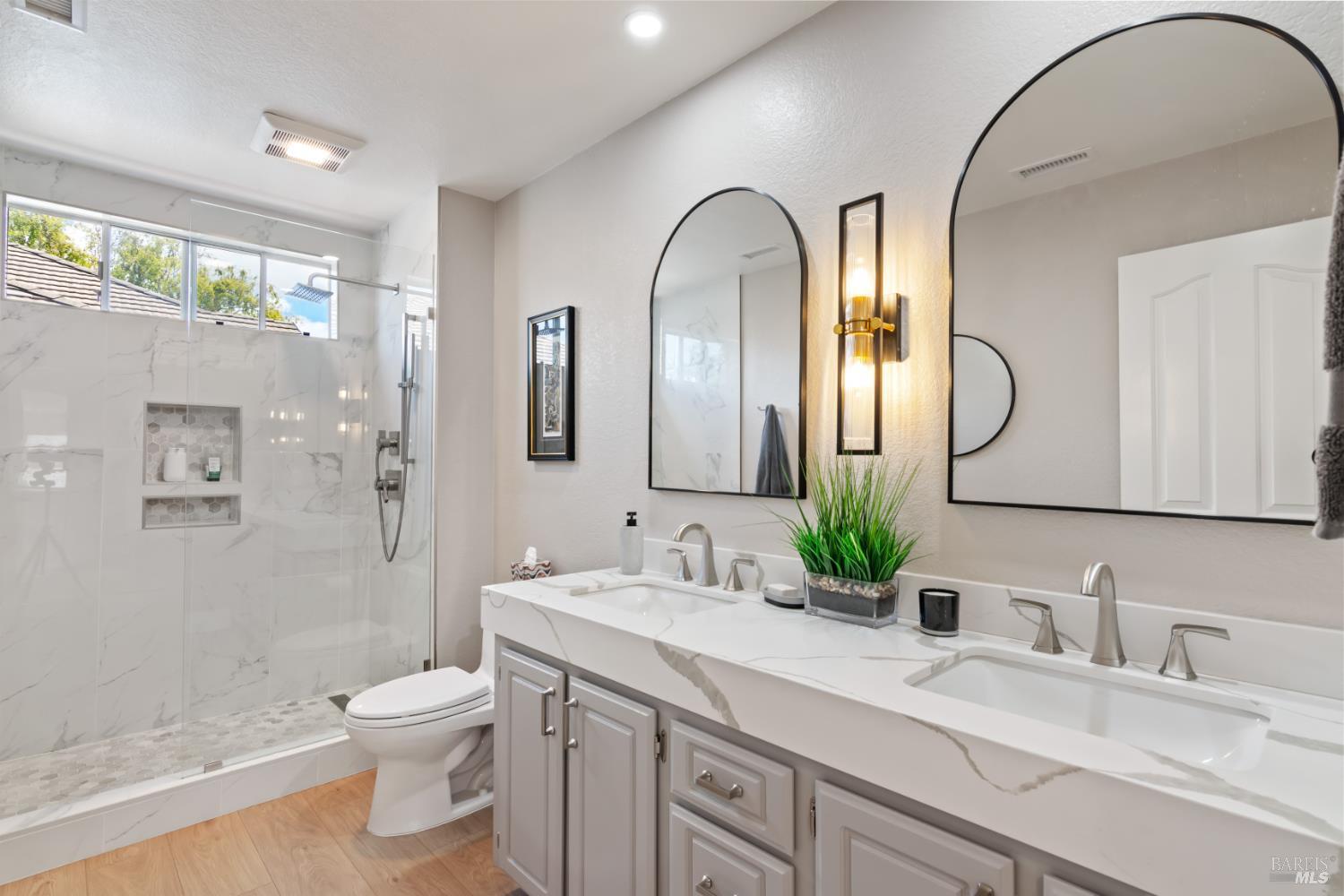 Detail Gallery Image 36 of 65 For 483 Panorama Dr, Benicia,  CA 94510 - 5 Beds | 3 Baths