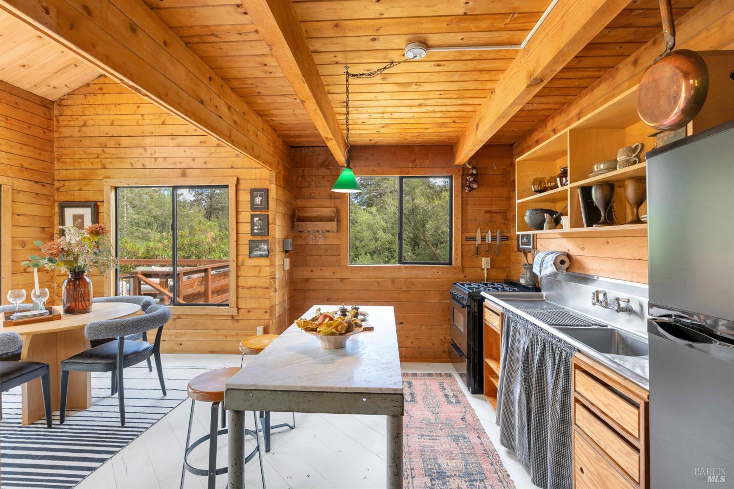 Detail Gallery Image 12 of 50 For 3020 Burnside Rd, Sebastopol,  CA 95472 - 2 Beds | 1 Baths
