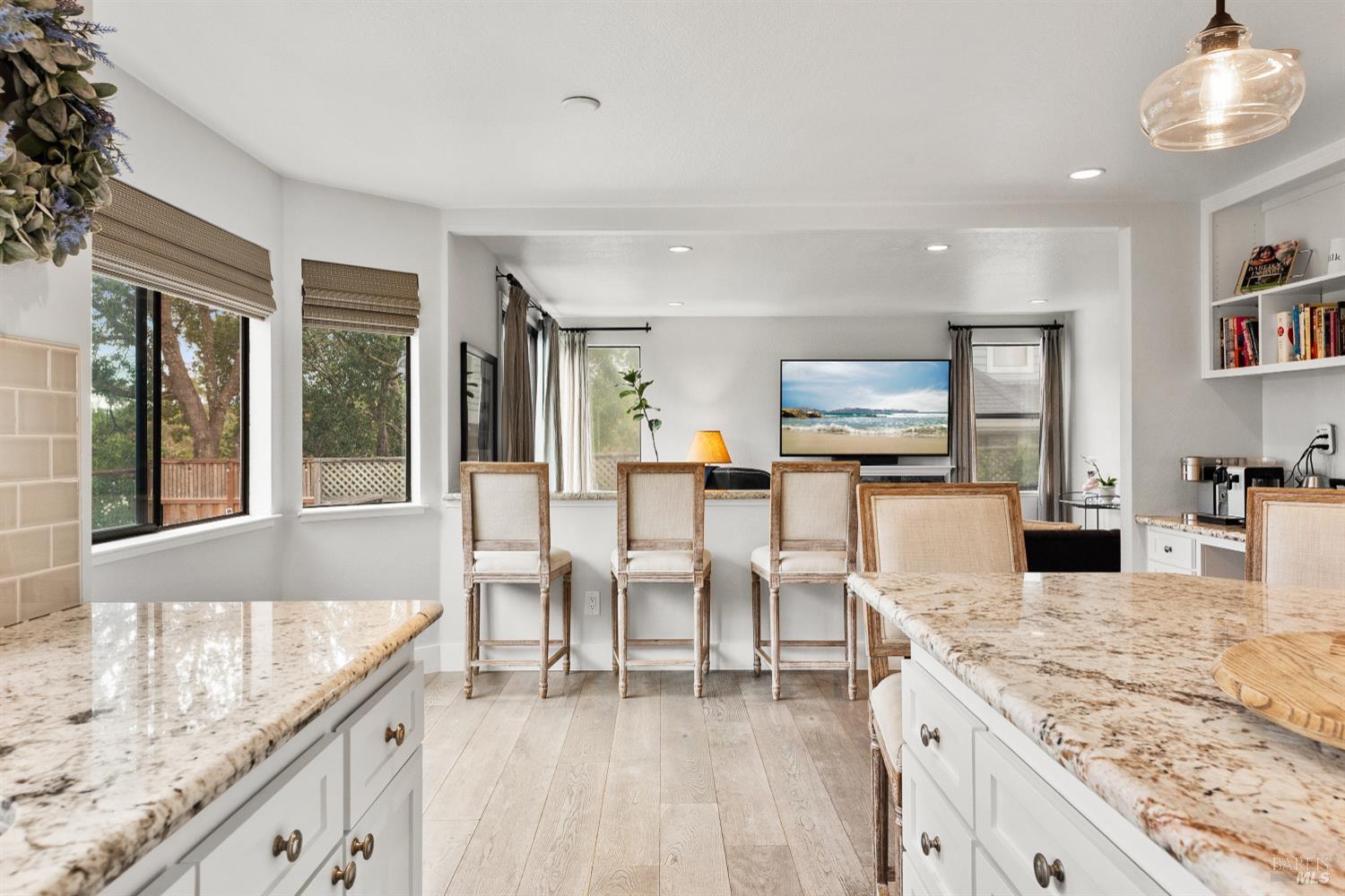 Detail Gallery Image 9 of 35 For 3 Windmill Pl, Novato,  CA 94945 - 4 Beds | 3 Baths