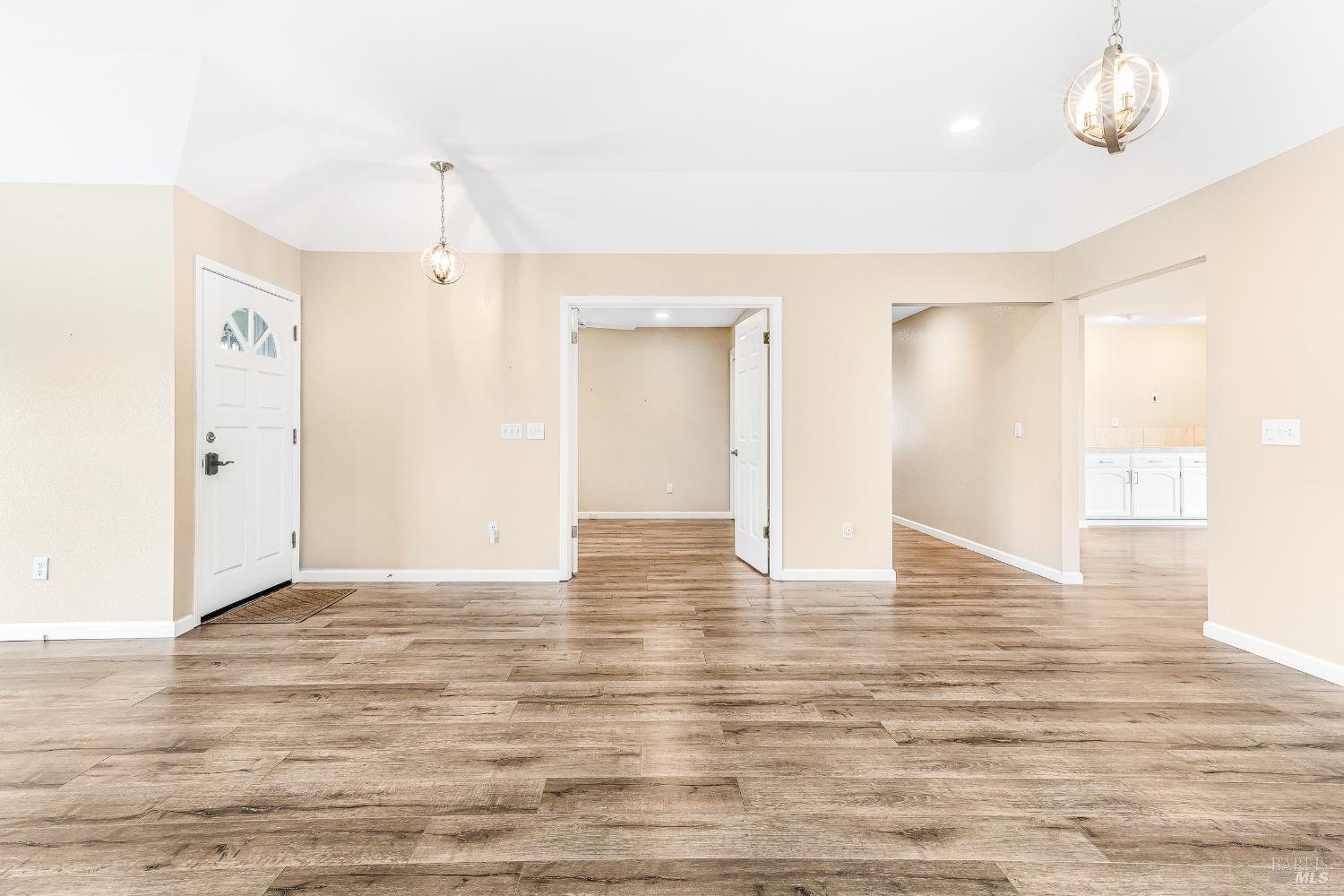 Detail Gallery Image 14 of 62 For 8151 Oakmont Dr, Santa Rosa,  CA 95409 - 3 Beds | 2 Baths