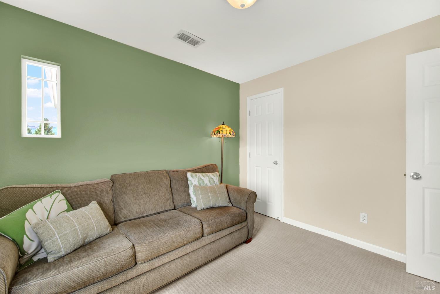Detail Gallery Image 36 of 56 For 5051 Lakeshore Dr, Fairfield,  CA 94534 - 3 Beds | 2/1 Baths