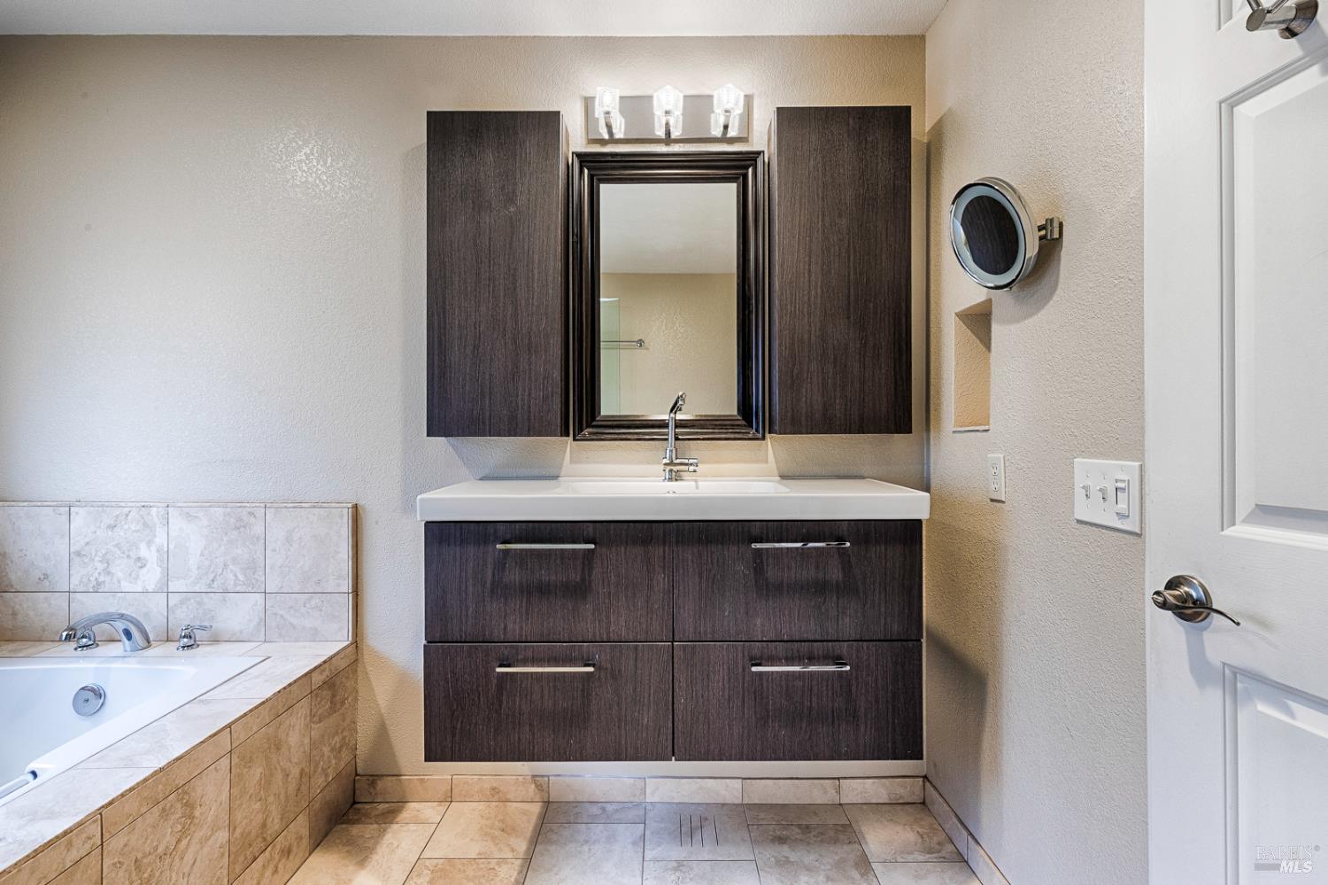 Detail Gallery Image 51 of 62 For 8151 Oakmont Dr, Santa Rosa,  CA 95409 - 3 Beds | 2 Baths