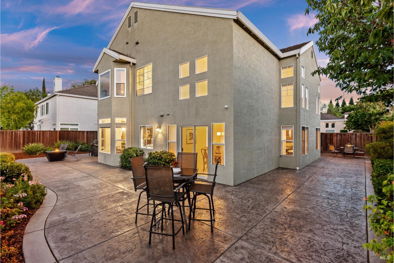 Detail Gallery Image 53 of 65 For 483 Panorama Dr, Benicia,  CA 94510 - 5 Beds | 3 Baths
