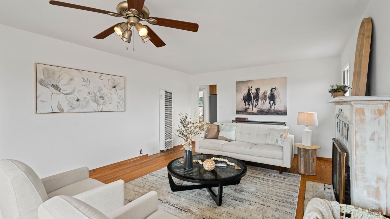 Detail Gallery Image 9 of 63 For 4385 Bodega Ave, Petaluma,  CA 94952 - 2 Beds | 1 Baths