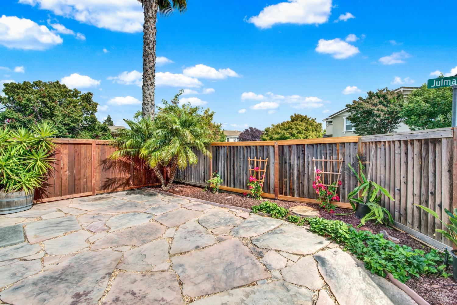 Detail Gallery Image 40 of 56 For 5051 Lakeshore Dr, Fairfield,  CA 94534 - 3 Beds | 2/1 Baths