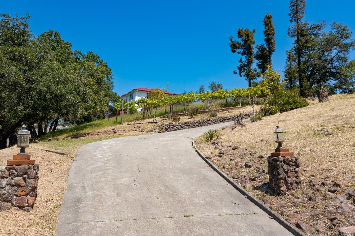 Detail Gallery Image 20 of 30 For 5159 Vista Grande Dr, Santa Rosa,  CA 95403 - – Beds | – Baths