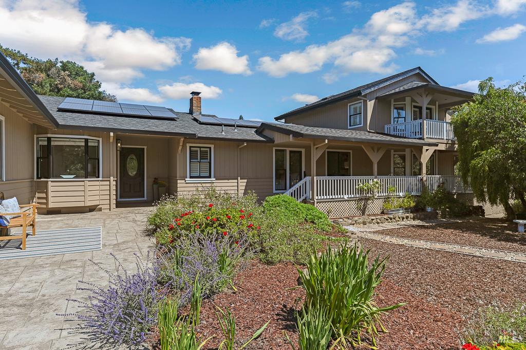 Detail Gallery Image 2 of 43 For 712 Bloomfield Rd, Sebastopol,  CA 95472 - 3 Beds | 3 Baths