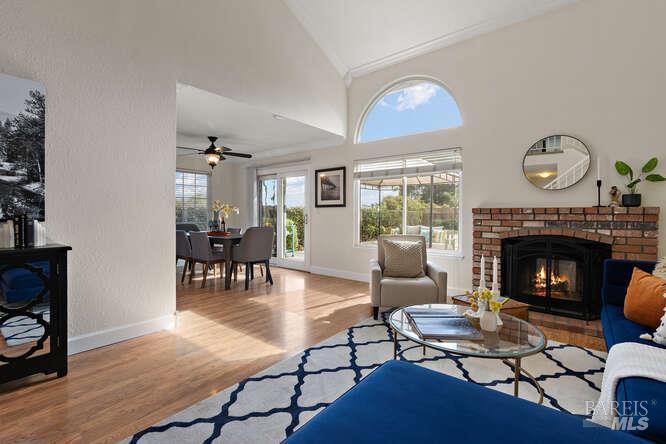 Detail Gallery Image 10 of 33 For 130 Flying Cloud Ct, Vallejo,  CA 94591 - 4 Beds | 3 Baths