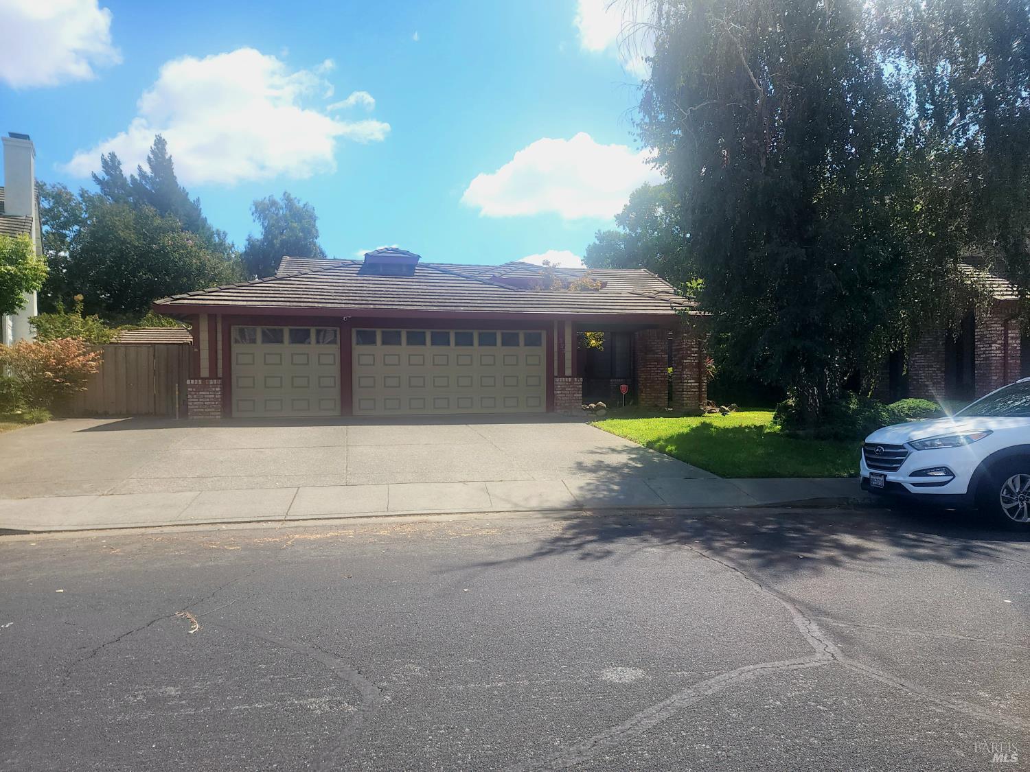 Detail Gallery Image 3 of 3 For 523 El Camino Dr, Fairfield,  CA 94533 - 4 Beds | 2 Baths