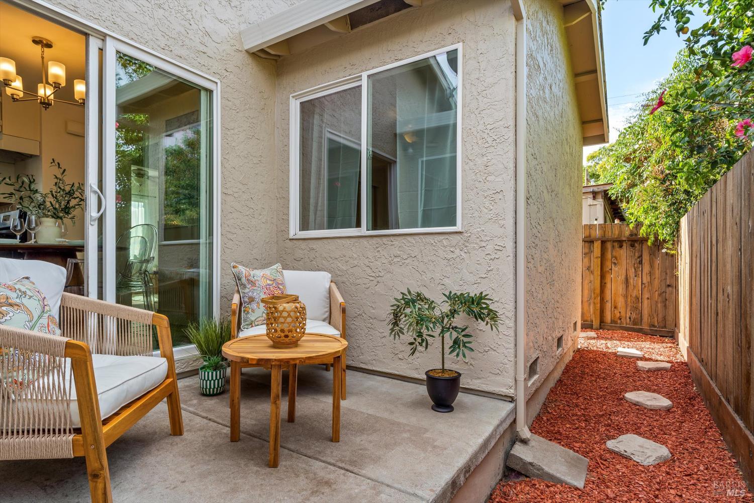 Detail Gallery Image 22 of 28 For 1210 Mastic St, San Jose,  CA 95110 - 2 Beds | 1 Baths