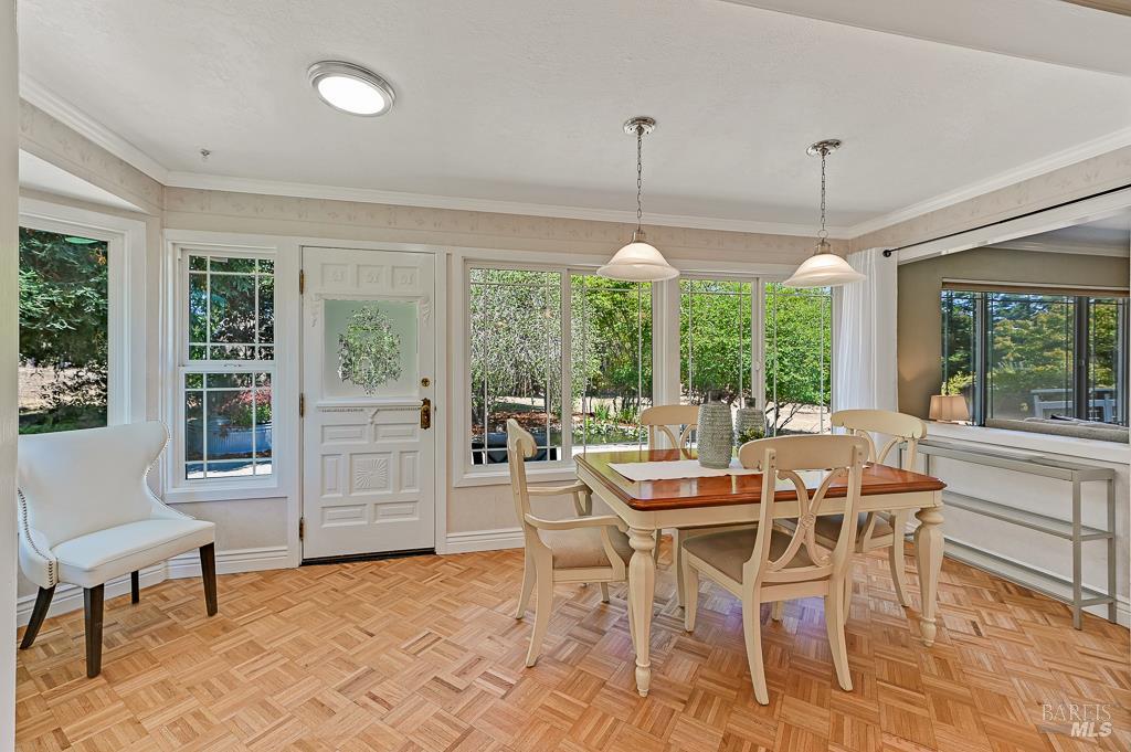Detail Gallery Image 8 of 43 For 712 Bloomfield Rd, Sebastopol,  CA 95472 - 3 Beds | 3 Baths