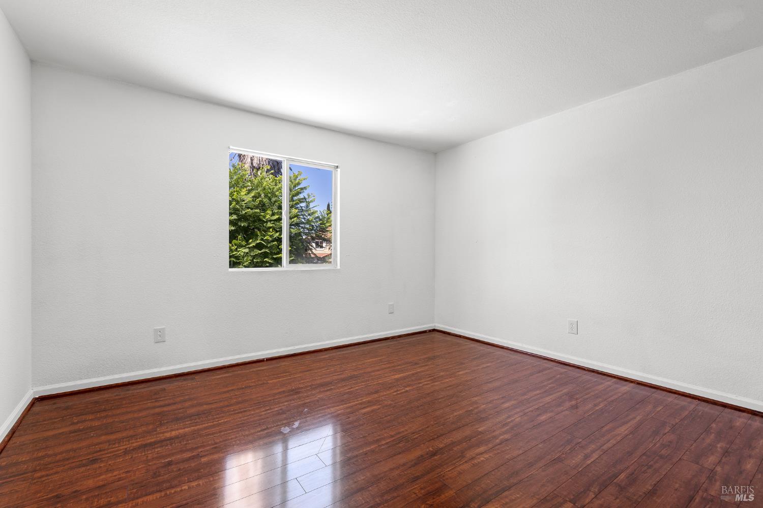 Detail Gallery Image 26 of 52 For 1012 Hickock Dr, Vacaville,  CA 95687 - 4 Beds | 3 Baths