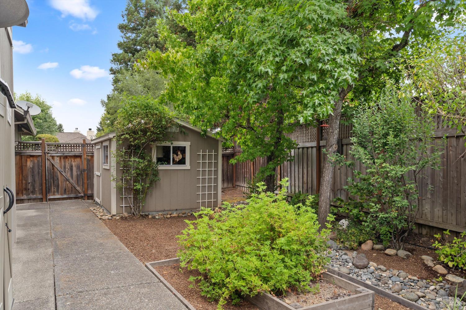 Detail Gallery Image 24 of 30 For 426 Secretariat Ct, Santa Rosa,  CA 95401 - 4 Beds | 2/1 Baths