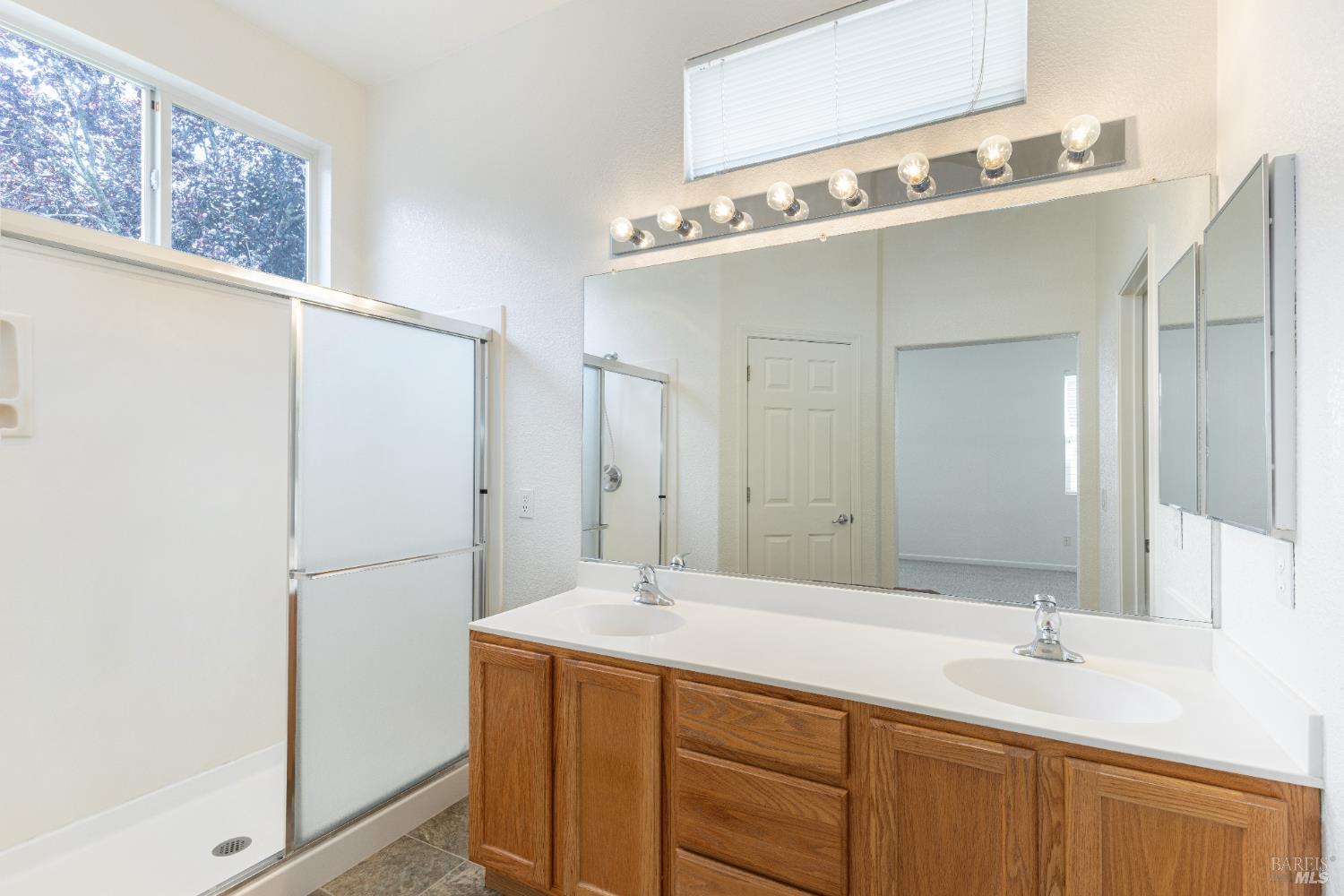 Detail Gallery Image 20 of 32 For 201 Spur Ridge Ln, Healdsburg,  CA 95448 - 3 Beds | 2 Baths