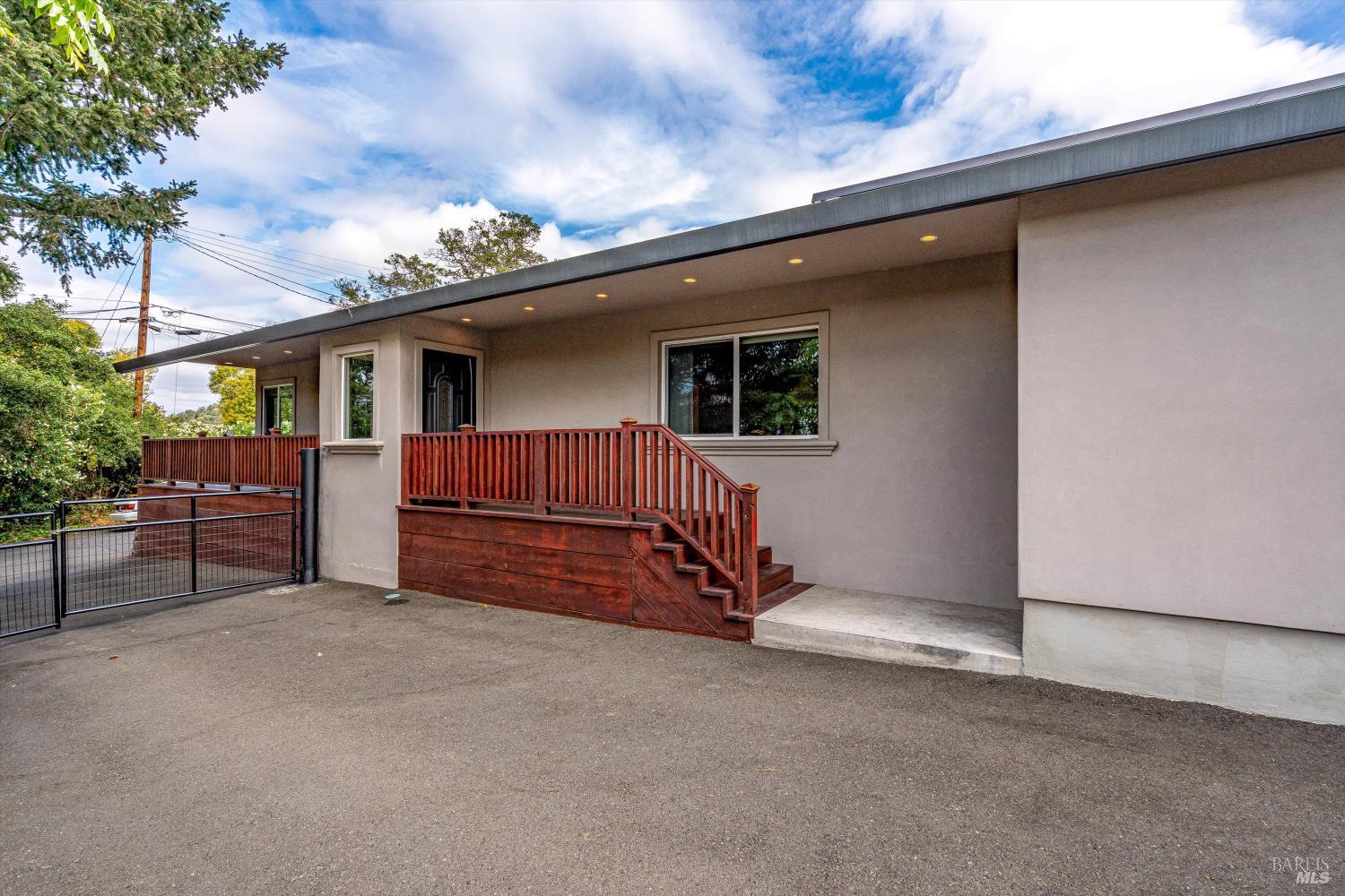 Detail Gallery Image 44 of 56 For 15 Julian Ave, Napa,  CA 94559 - 4 Beds | 2 Baths