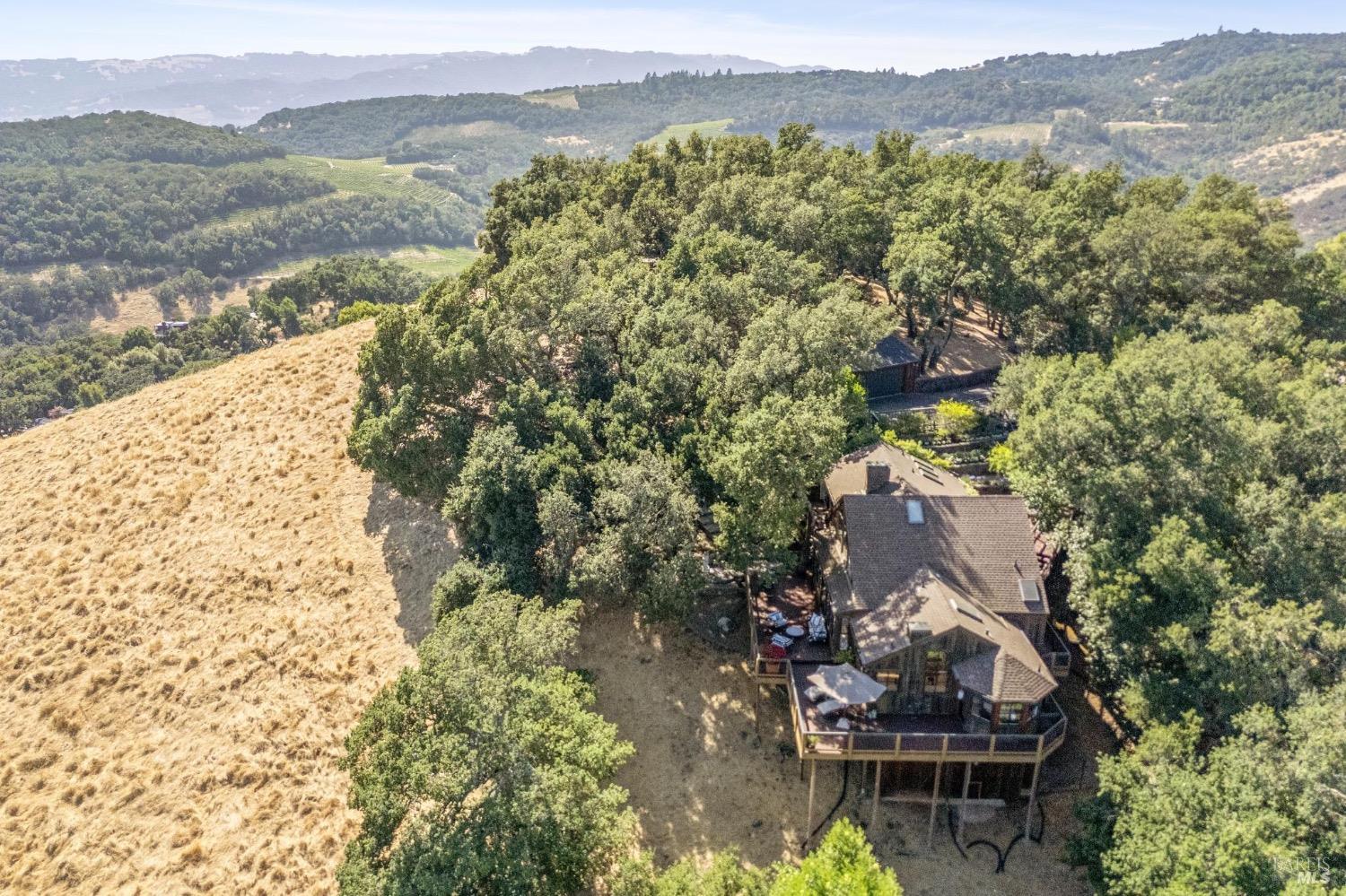 Detail Gallery Image 8 of 78 For 1090 Bart Rd, Sonoma,  CA 95476 - 3 Beds | 2/1 Baths