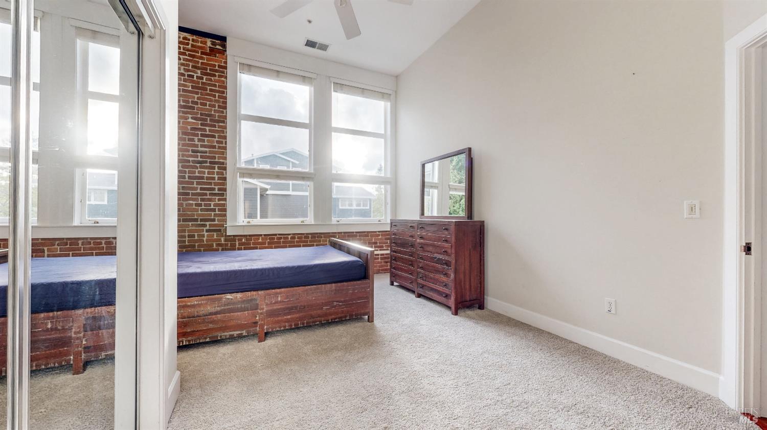 Detail Gallery Image 27 of 52 For 331 Keller St #11,  Petaluma,  CA 94952 - 2 Beds | 2/1 Baths
