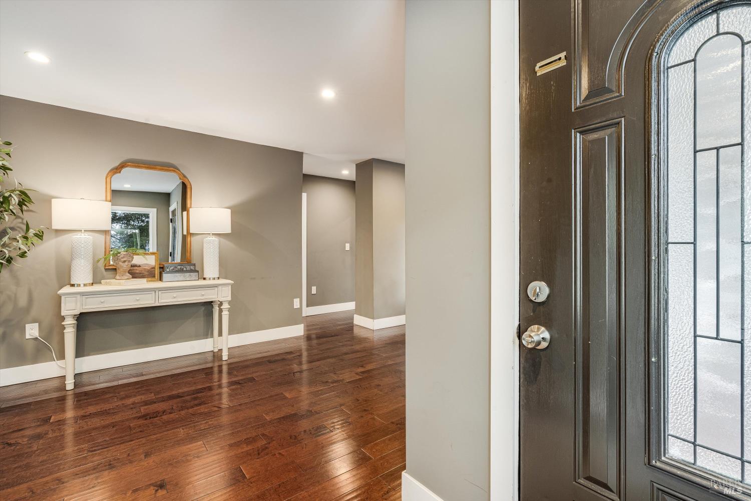 Detail Gallery Image 5 of 56 For 15 Julian Ave, Napa,  CA 94559 - 4 Beds | 2 Baths