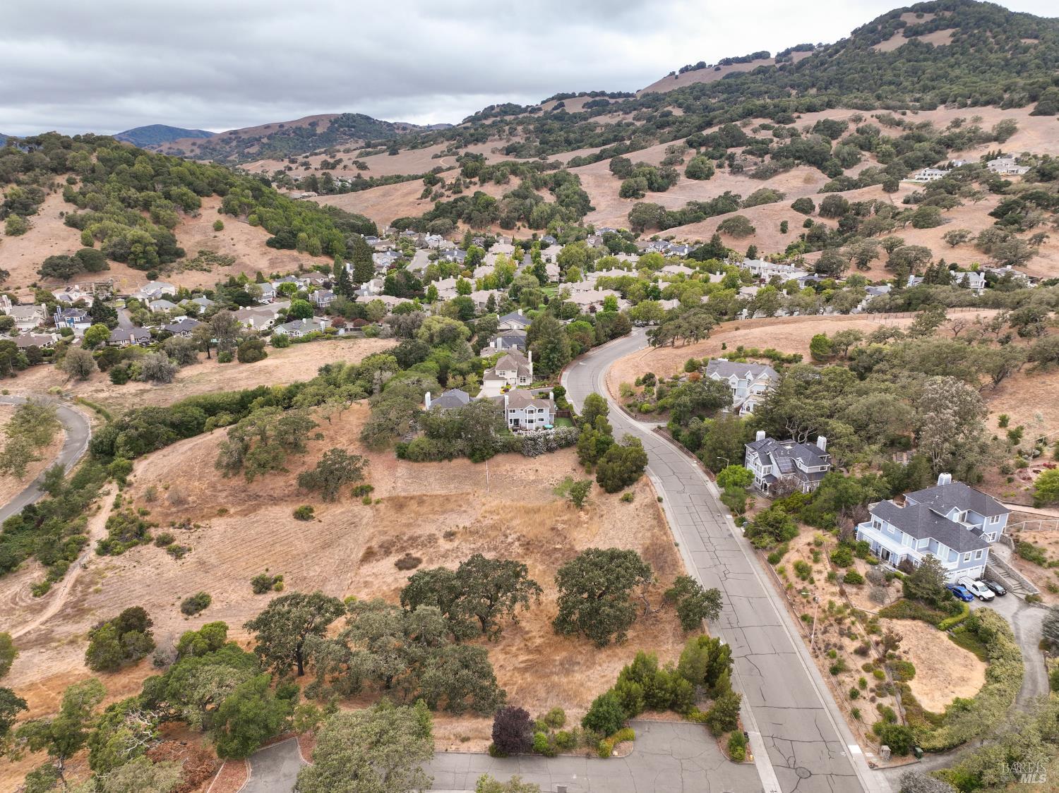 Detail Gallery Image 33 of 35 For 3 Windmill Pl, Novato,  CA 94945 - 4 Beds | 3 Baths