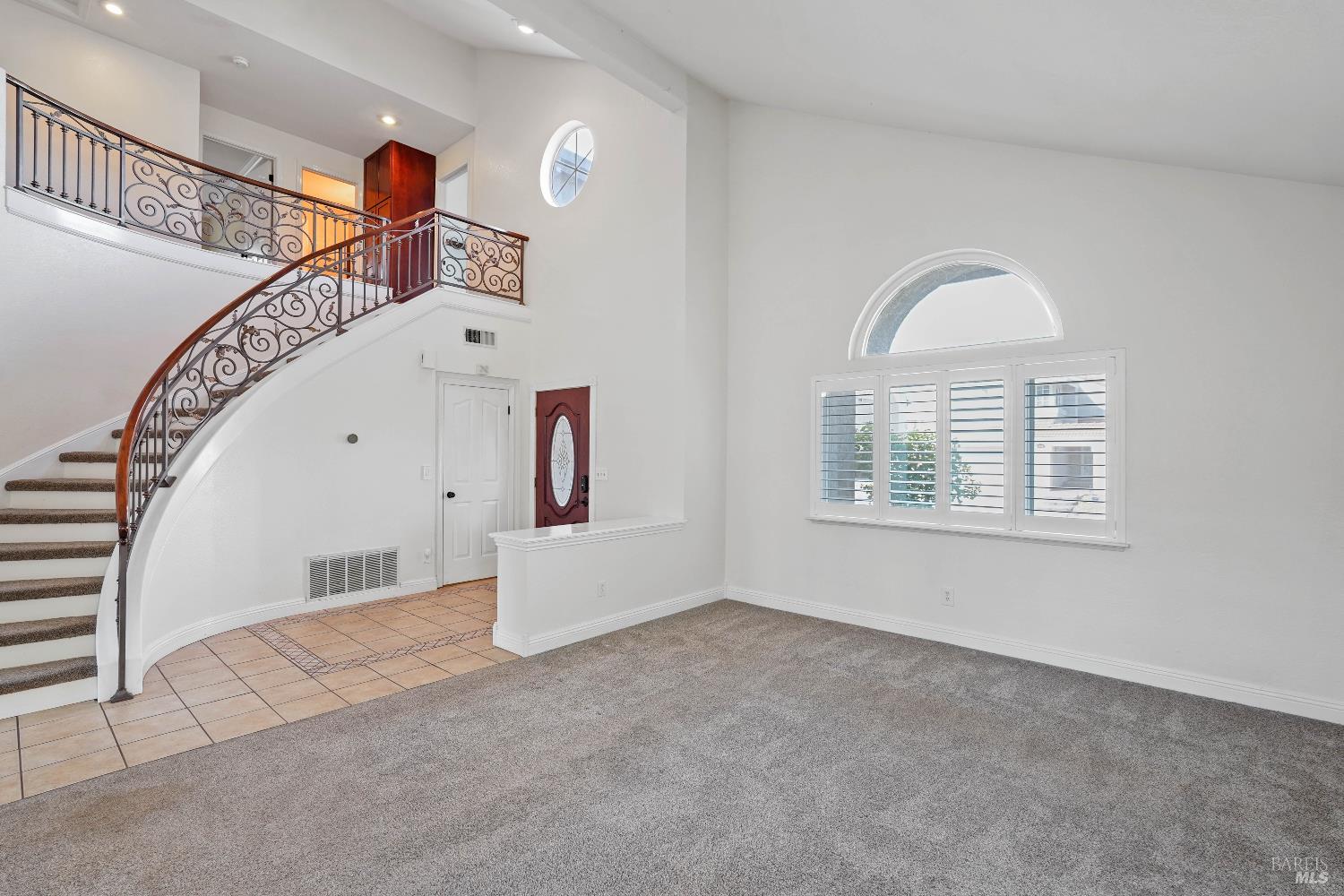 Detail Gallery Image 8 of 59 For 606 Roscommon Pl, Vacaville,  CA 95688 - 3 Beds | 2/1 Baths