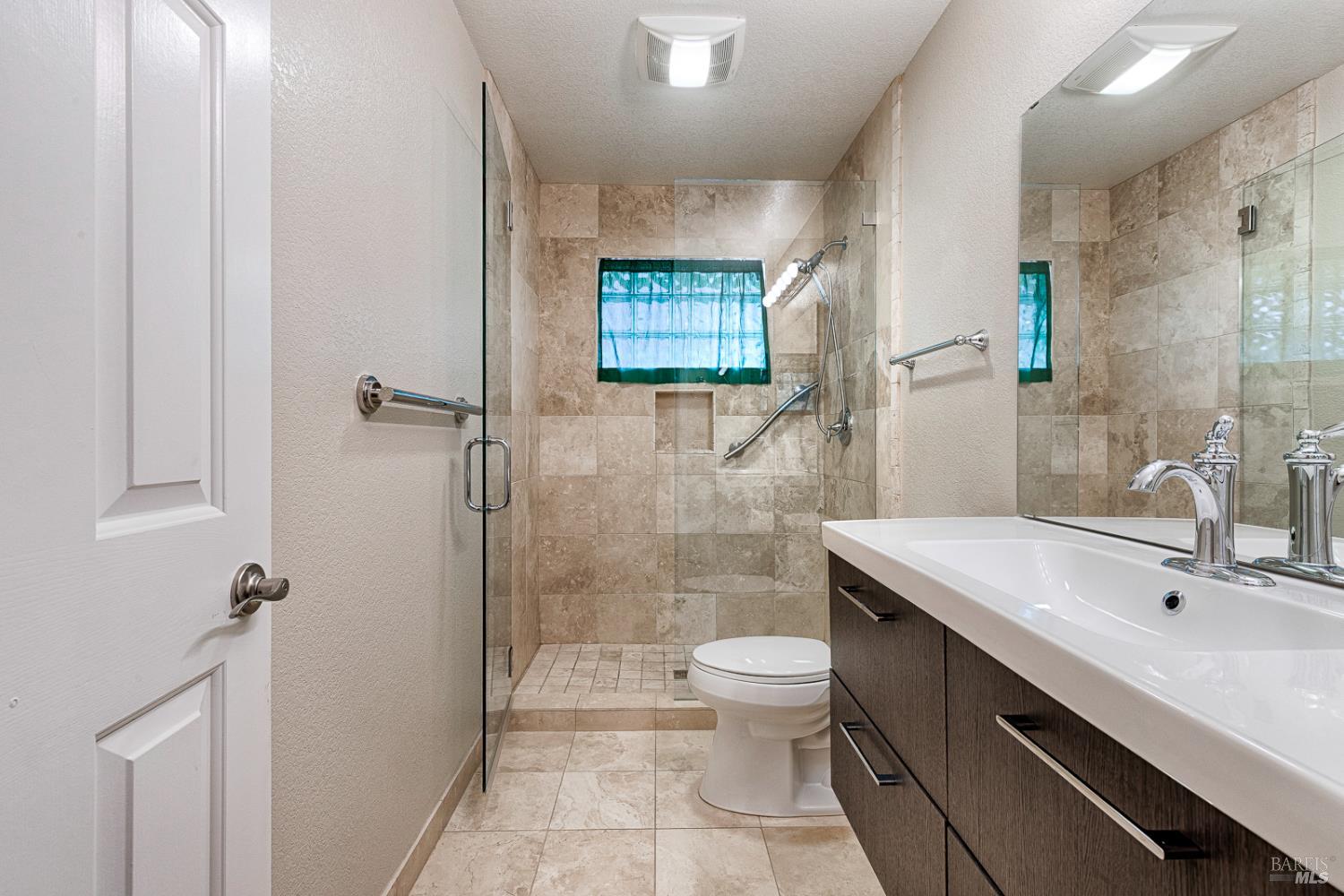 Detail Gallery Image 42 of 62 For 8151 Oakmont Dr, Santa Rosa,  CA 95409 - 3 Beds | 2 Baths