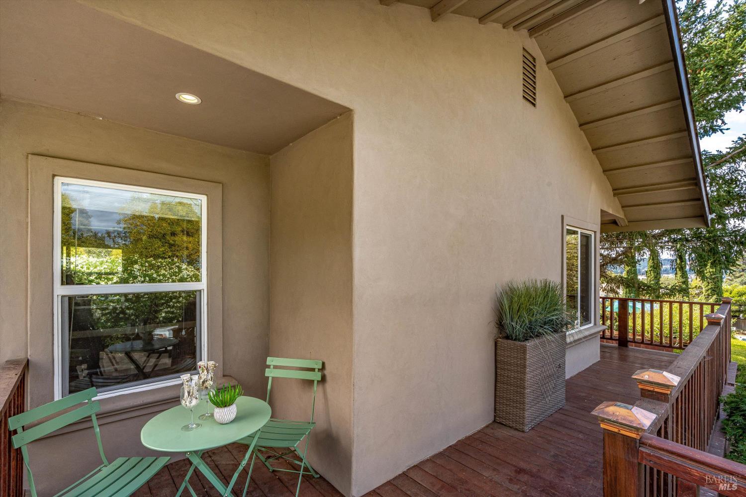Detail Gallery Image 3 of 56 For 15 Julian Ave, Napa,  CA 94559 - 4 Beds | 2 Baths