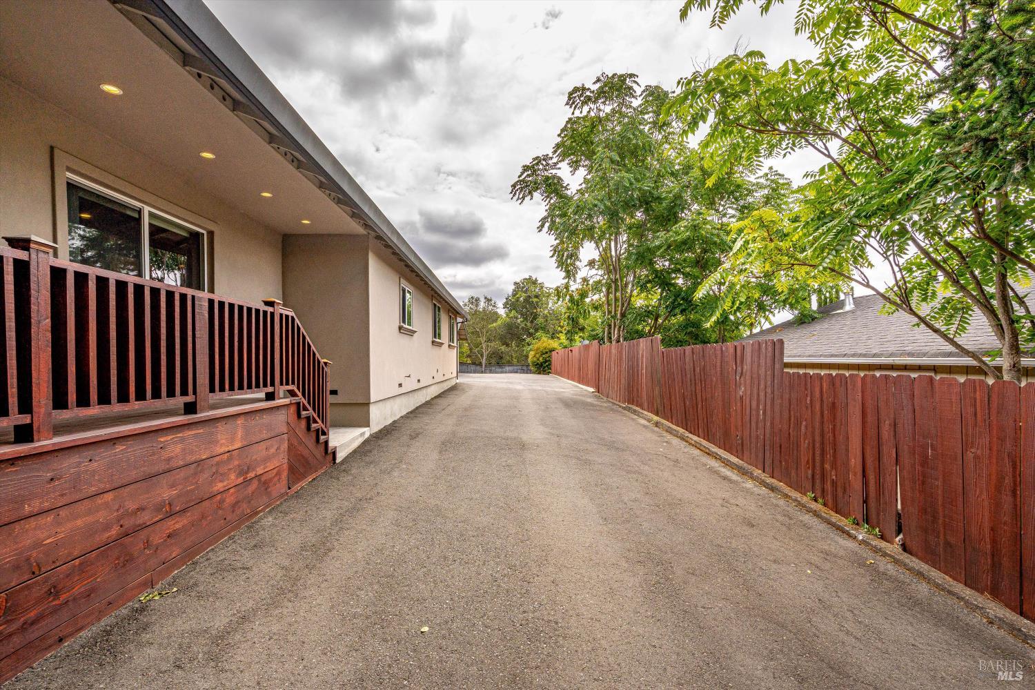 Detail Gallery Image 45 of 56 For 15 Julian Ave, Napa,  CA 94559 - 4 Beds | 2 Baths