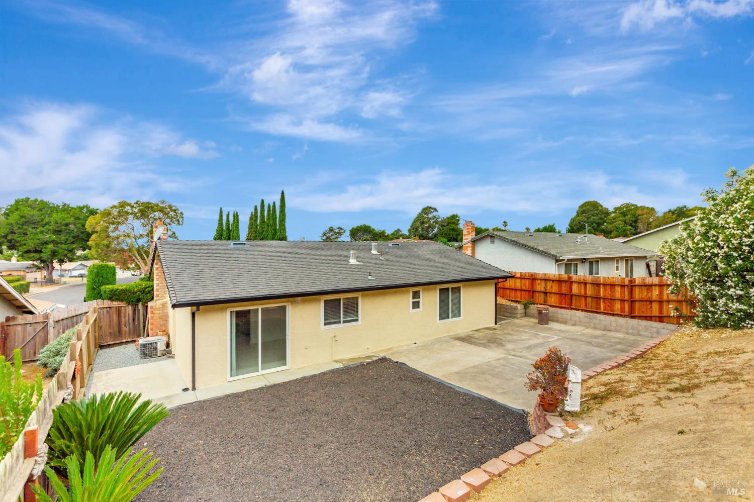 Detail Gallery Image 19 of 22 For 466 Holly St, Vallejo,  CA 94589 - 3 Beds | 2 Baths