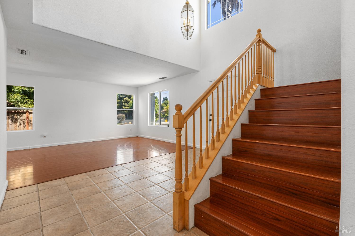 Detail Gallery Image 22 of 52 For 1012 Hickock Dr, Vacaville,  CA 95687 - 4 Beds | 3 Baths