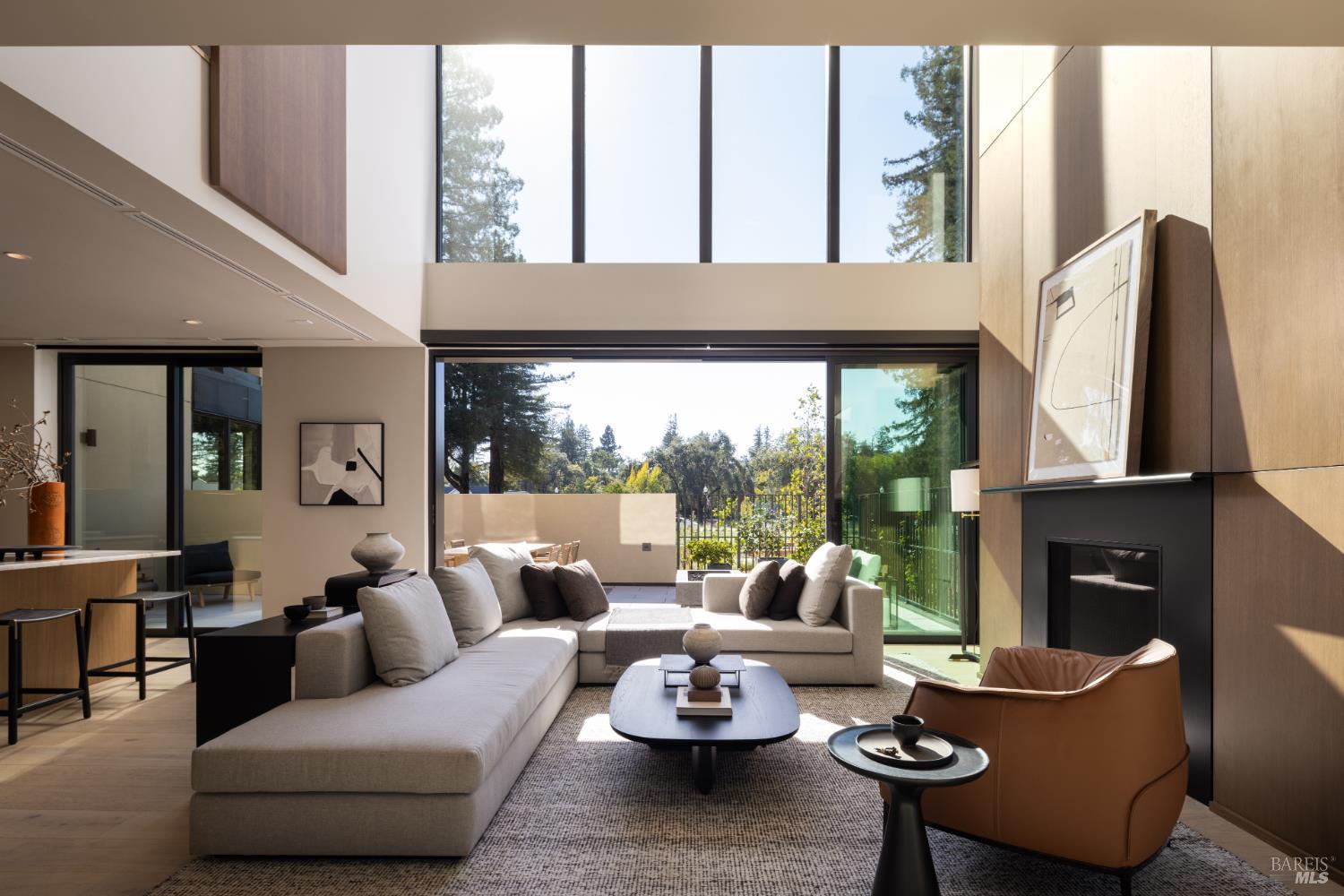 Front Image Thumbnail for BA325081943