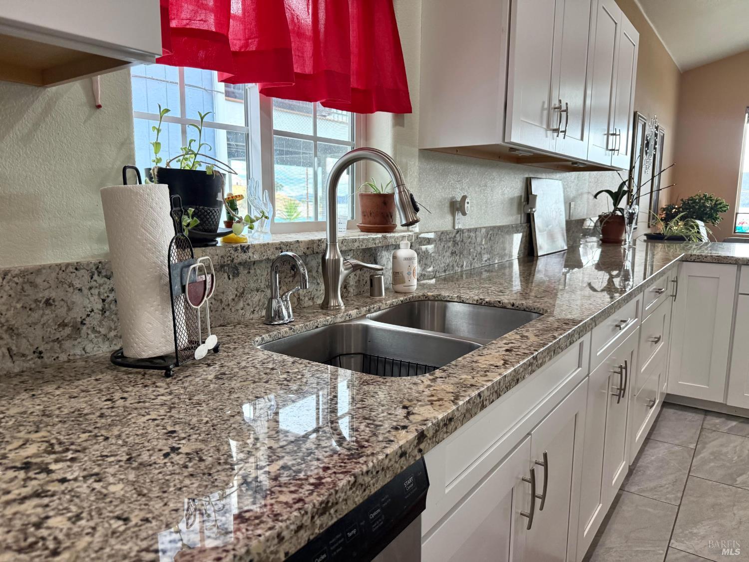 Detail Gallery Image 49 of 73 For 11921 Lakeshore Dr, Clearlake,  CA 95422 - 3 Beds | 2 Baths