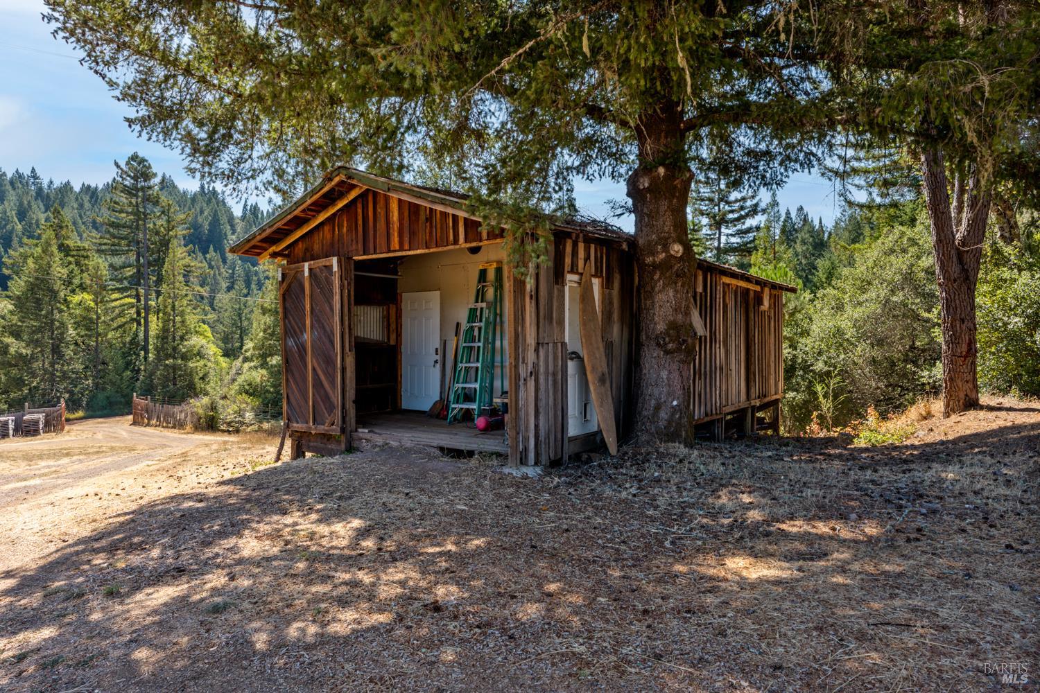 Detail Gallery Image 32 of 37 For 4901 Little Mill Creek Rd, Philo,  CA 95466 - 4 Beds | 2 Baths