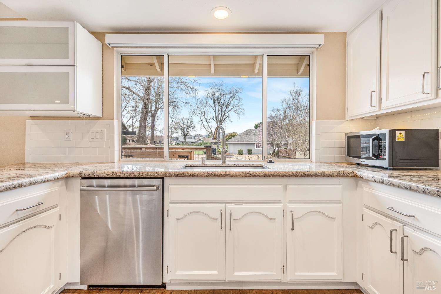 Detail Gallery Image 29 of 62 For 8151 Oakmont Dr, Santa Rosa,  CA 95409 - 3 Beds | 2 Baths