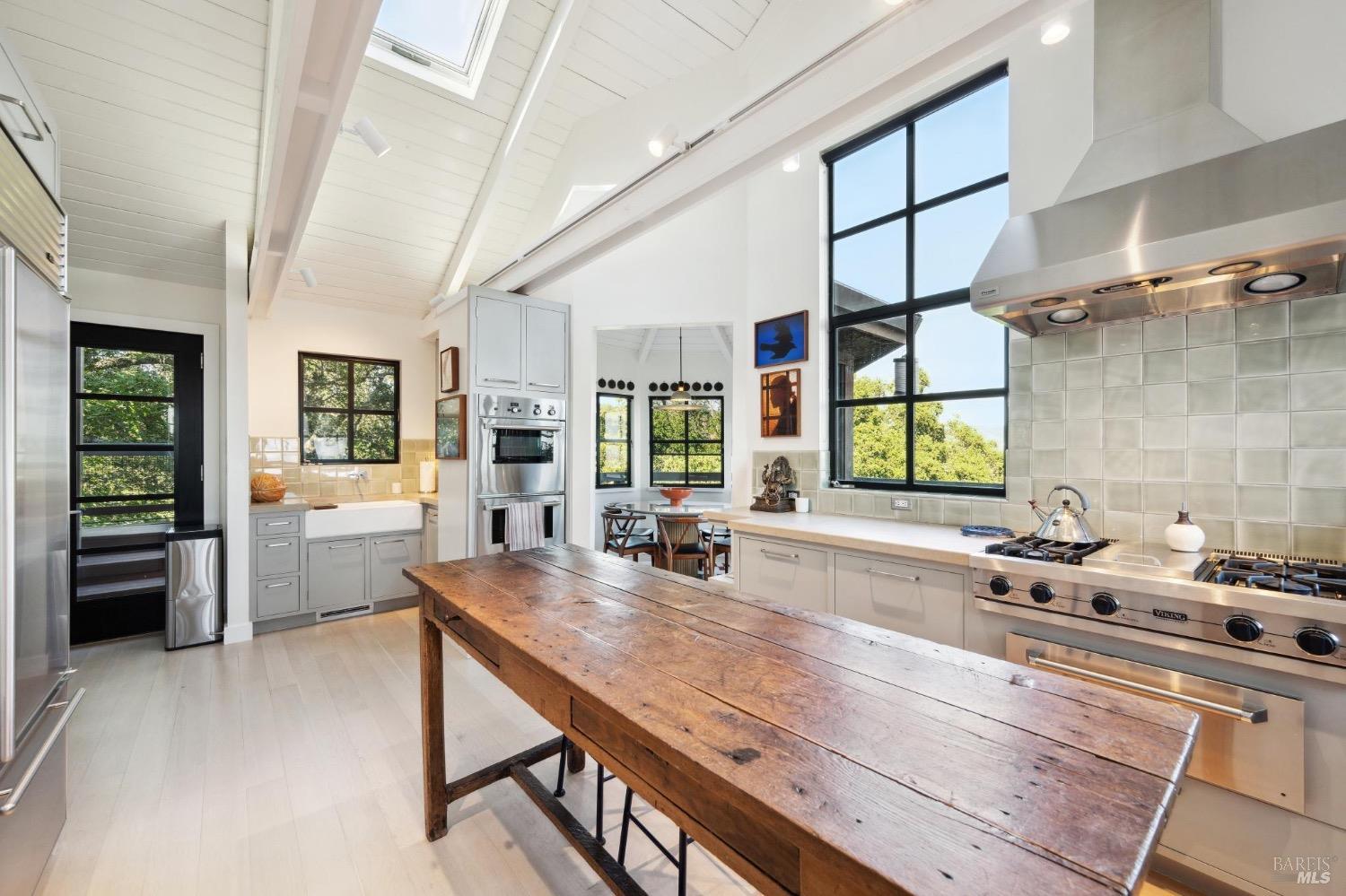 Detail Gallery Image 31 of 78 For 1090 Bart Rd, Sonoma,  CA 95476 - 3 Beds | 2/1 Baths