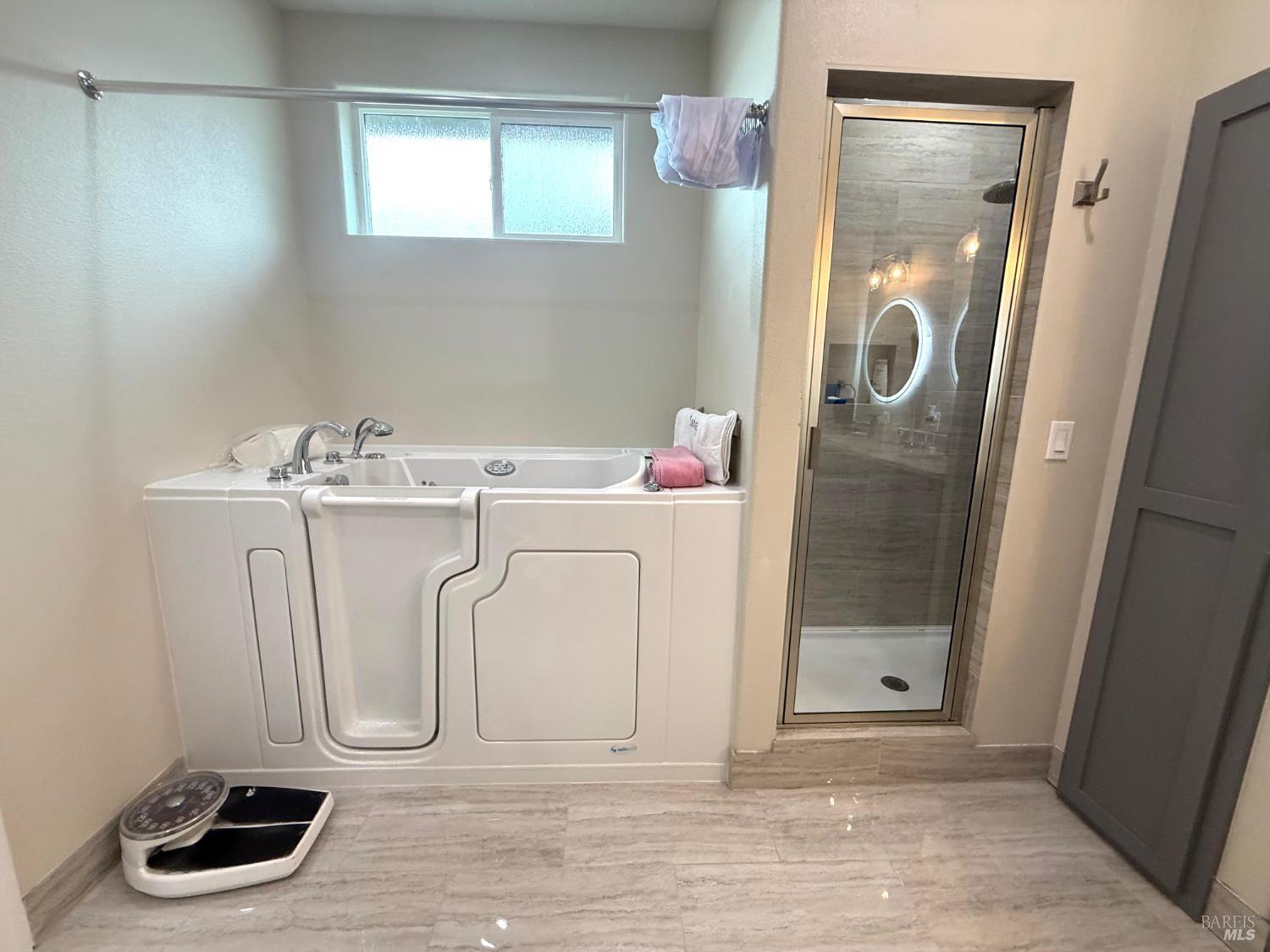 Detail Gallery Image 26 of 73 For 11921 Lakeshore Dr, Clearlake,  CA 95422 - 3 Beds | 2 Baths