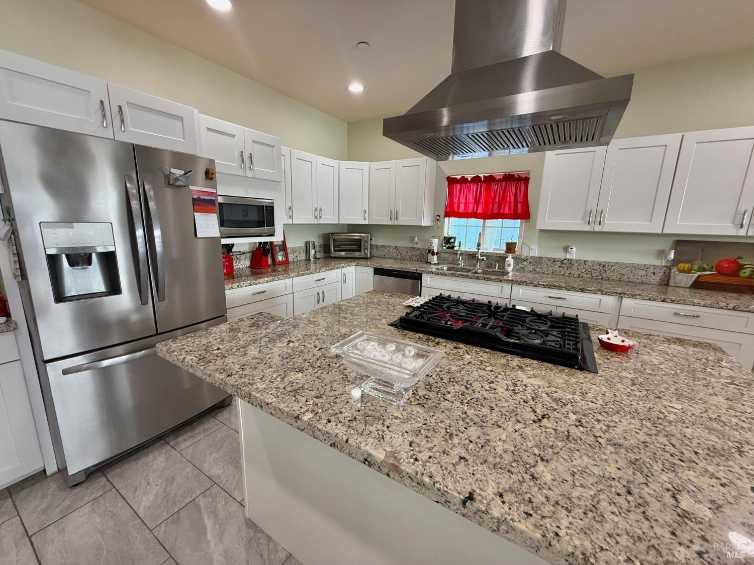 Detail Gallery Image 50 of 73 For 11921 Lakeshore Dr, Clearlake,  CA 95422 - 3 Beds | 2 Baths